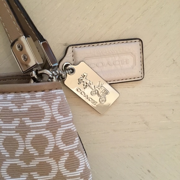 Coach Large Leather and Canvas Bag tote 👜 - Picture 3 of 8